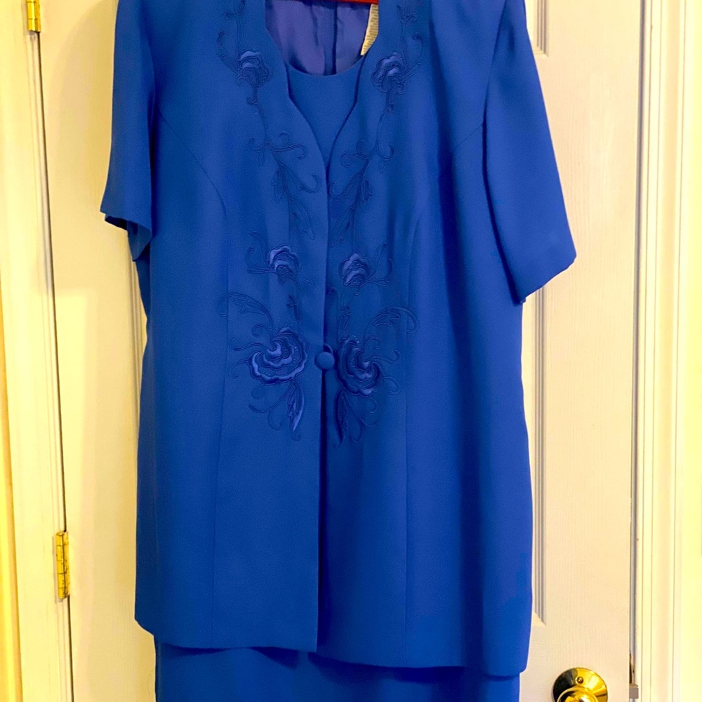 20W royal blue dress. Great condition.